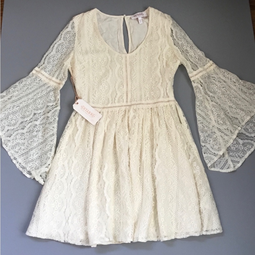 NWT Shyanne Lace Dress Bell Sleeve Cottagecore Fairy Lined
